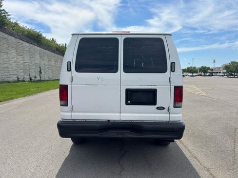 Used 2011 Ford E-250 and Econoline 250 w/ PWR Group RWD image 4