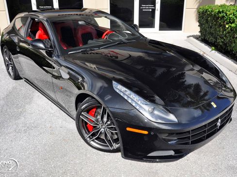 Used 2016 Ferrari FF AWD/4WD image 2