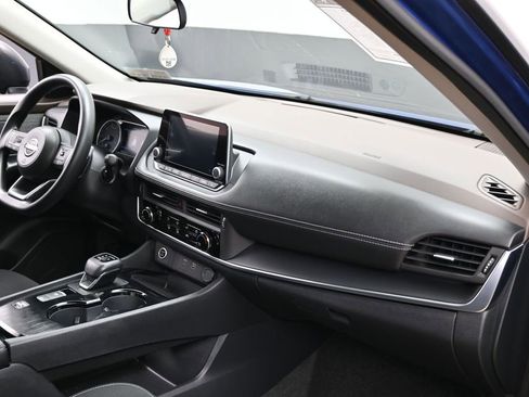 Used 2023 Nissan Rogue S FWD image 33