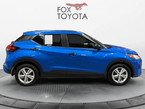 Used 2024 Nissan Kicks S FWD image 7
