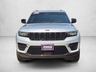 Used 2025 Jeep Grand Cherokee 4WD video 2