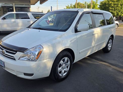 Used 2006 Kia Sedona LX FWD image 2