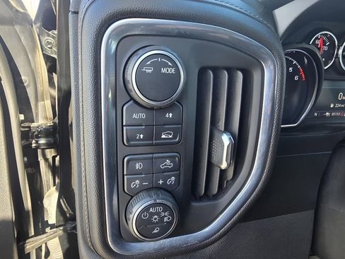 Used 2021 Chevrolet Silverado 1500 LT w/ Safety Package II image 18