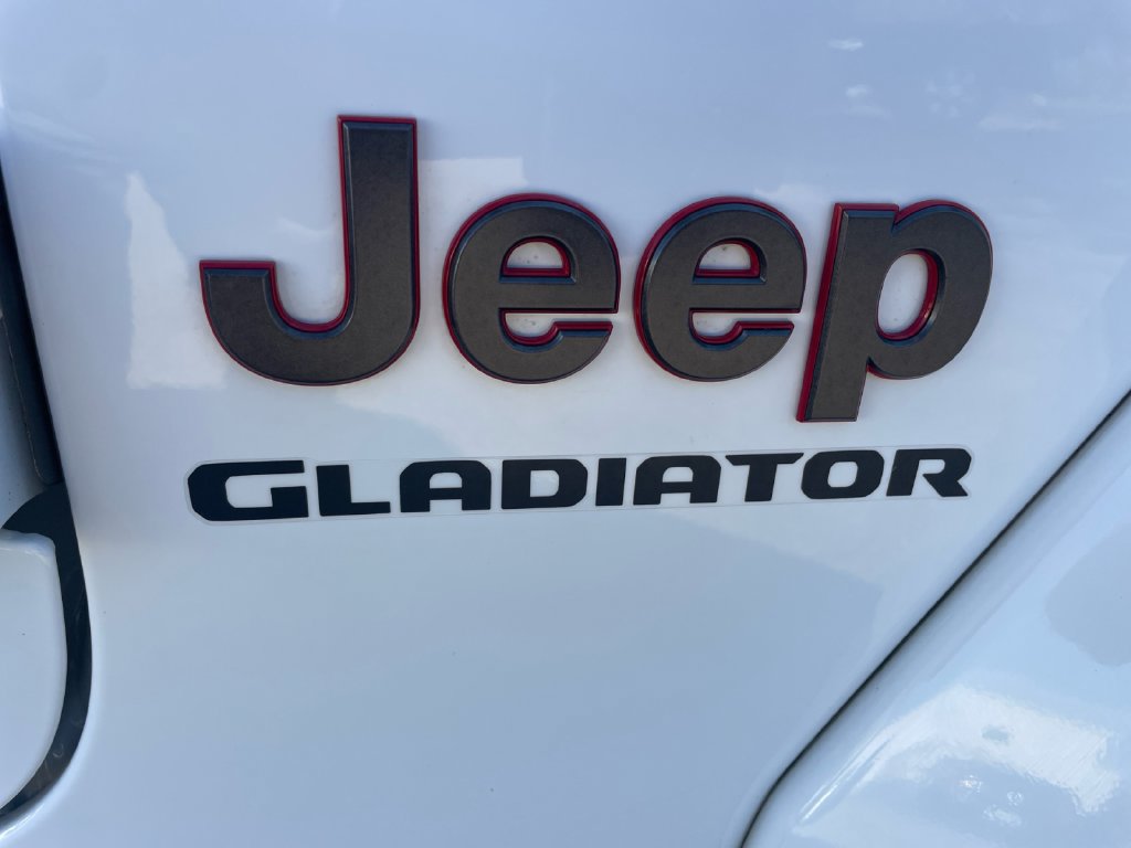 Used 2020 Jeep Gladiator Rubicon AWD/4WD image 16