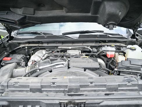 Used 2023 Chevrolet Silverado 3500 High Country image 15