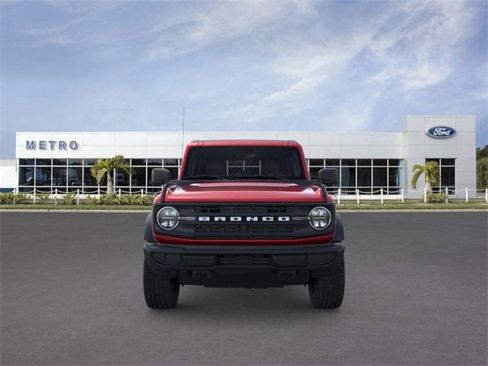 New 2025 Ford Bronco 4-Door image 6