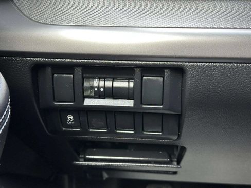 Used 2018 Subaru Outback 2.5i Premium image 29