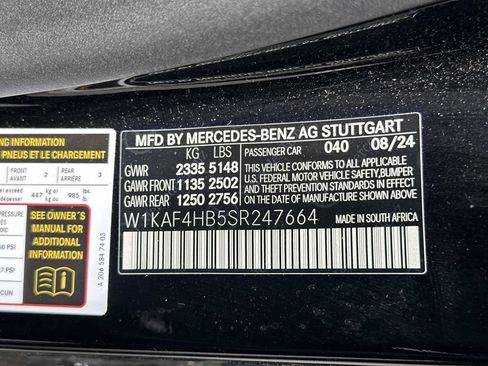 Used 2025 Mercedes-Benz C 300 4MATIC Sedan image 31