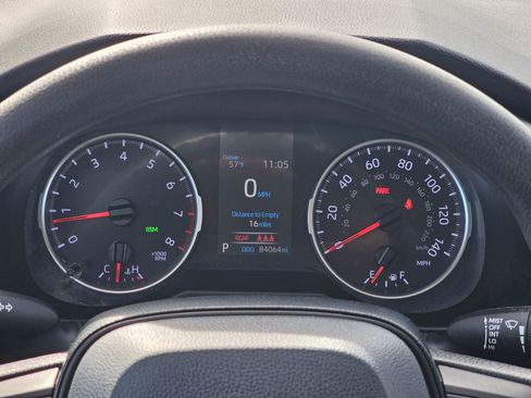 Used 2019 Toyota RAV4 XLE image 23