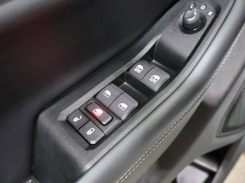 Used 2024 Jeep Grand Cherokee Altitude image 14