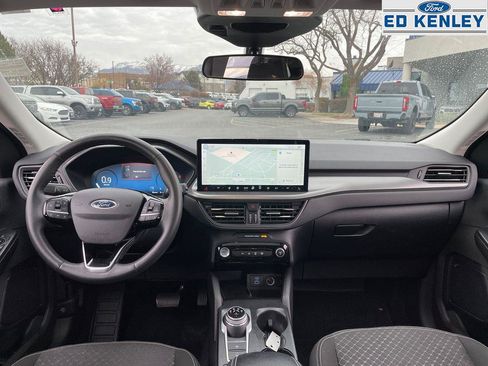 Used 2023 Ford Escape Active w/ Tech Pack #2 image 9