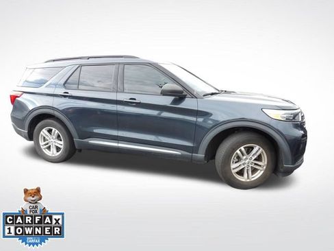 Used 2022 Ford Explorer XLT RWD image 16