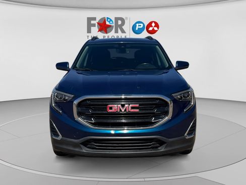 Used 2020 GMC Terrain SLE w/ Driver Convenience Package FWD image 8