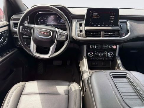 Used 2024 GMC Yukon SLT AWD/4WD image 18