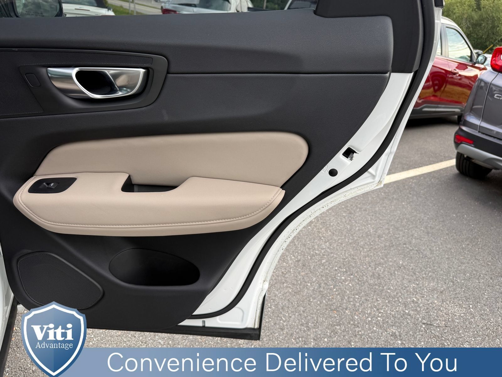 Used 2026 Volvo XC60 B5 Plus w/ Protection Package Premier AWD/4WD image 25