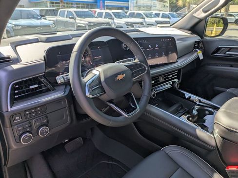 New 2025 Chevrolet Tahoe Premier image 13