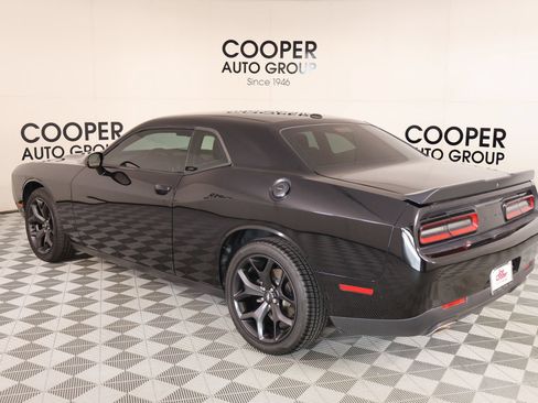 Used 2020 Dodge Challenger SXT w/ Blacktop Package RWD image 21