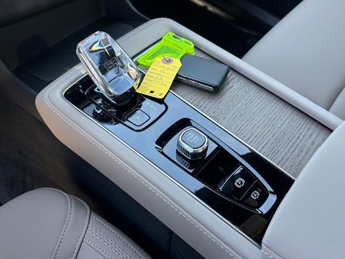 New 2026 Volvo XC90 T8 Plus w/ Protection Package Premier image 14