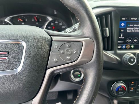 Used 2022 GMC Terrain AT4 image 13