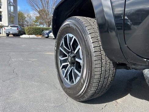 Used 2023 Toyota Tacoma TRD Sport image 9
