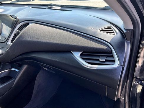 Used 2024 Chevrolet Malibu LT FWD image 20