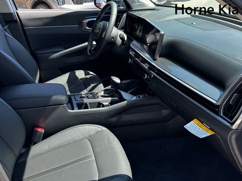 New 2025 Kia Sorento S w/ Panoramic Sunroof Package image 19