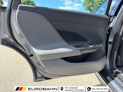 Used 2024 Lucid Air Pure RWD image 10
