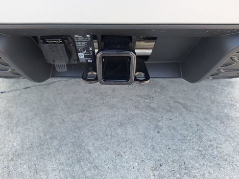 New 2026 Volkswagen Atlas Peak Edition AWD/4WD image 28