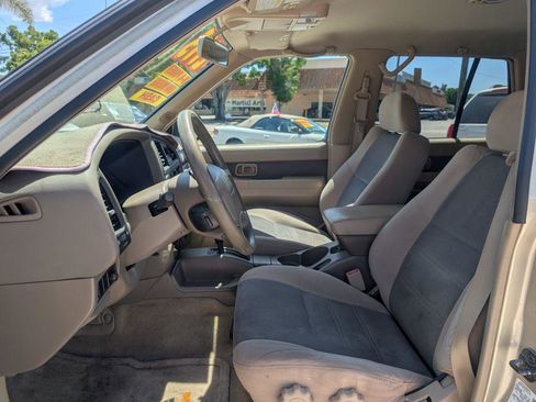 Used 2001 Nissan Pathfinder SE RWD image 9