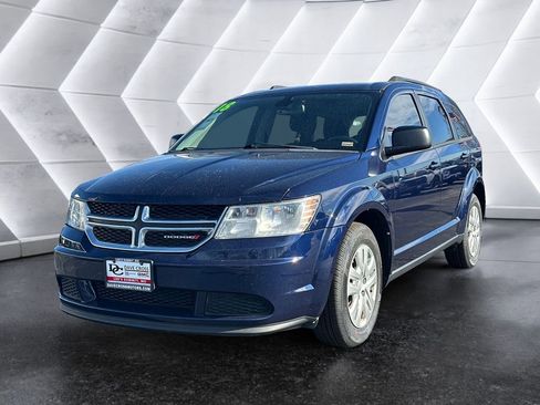 Used 2018 Dodge Journey SE image 1