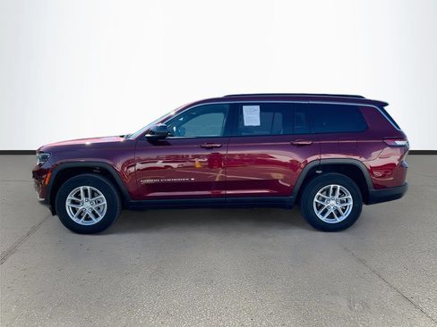 Used 2025 Jeep Grand Cherokee L Laredo w/ Trailer Tow Package RWD image 4