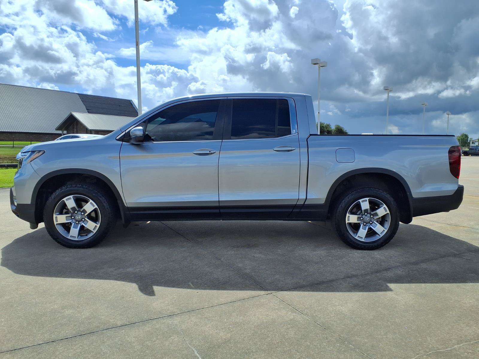Used 2025 Honda Ridgeline RTL image 9