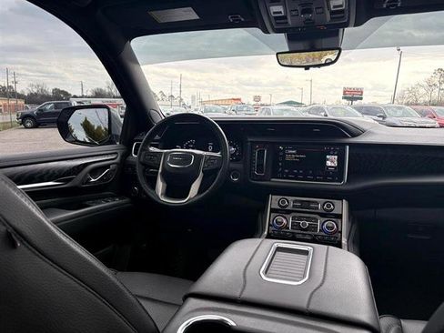 Used 2024 GMC Yukon Denali w/ Advanced Technology Package image 47