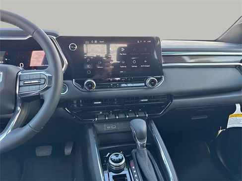 New 2025 GMC Canyon Elevation image 13