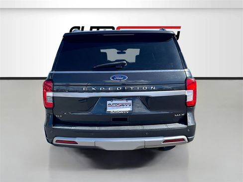 Used 2022 Ford Expedition Max XLT image 6