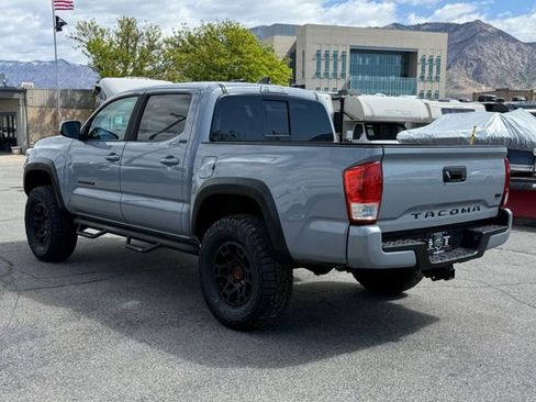 Used 2021 Toyota Tacoma SR5 w/ Trail Edition AWD/4WD image 9