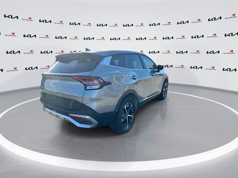 Certified 2024 Kia Sportage EX FWD image 8