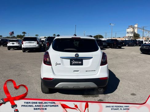 Used 2022 Buick Encore Preferred w/ Safety Package image 6