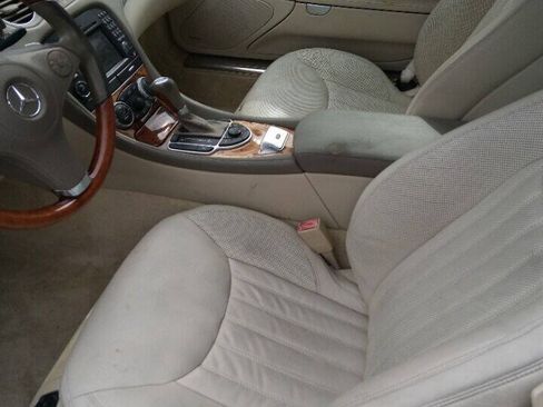 Used 2012 Mercedes-Benz SL 550 image 13