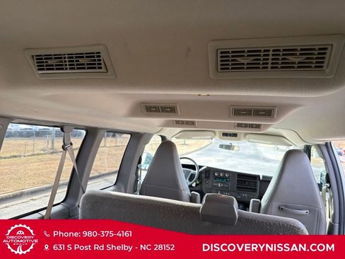 Used 2017 Chevrolet Express 3500 LT w/ LT Preferred Equipment Group image 34