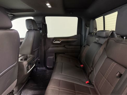 Used 2025 Chevrolet Silverado 1500 High Country w/ Midnight Edition AWD/4WD image 14