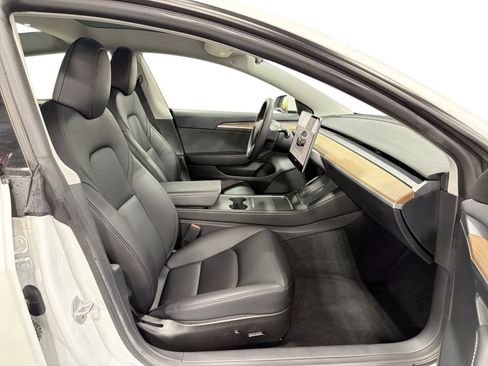 Certified 2023 Tesla Model 3 Standard Range RWD image 13