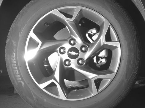 Used 2025 Chevrolet Trax LT image 13