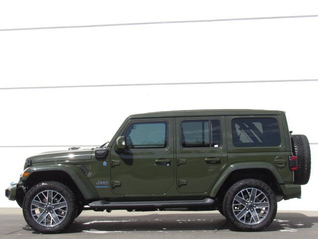 Used 2024 Jeep Wrangler High Altitude AWD/4WD image 4