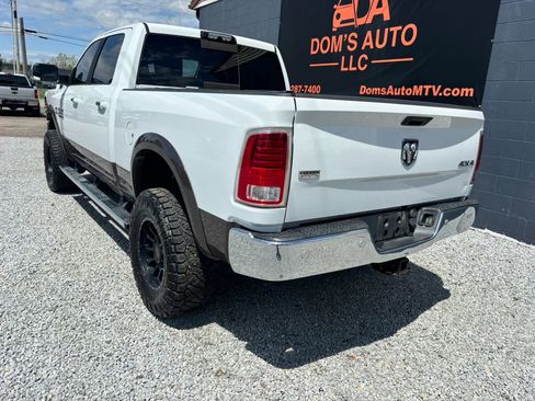Used 2018 RAM 2500 Laramie AWD/4WD image 3