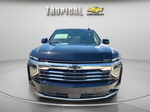 New 2026 Chevrolet Suburban LT w/ Comfort Package RWD image 8
