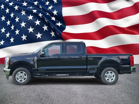Certified 2025 Ford F250 XLT w/ FX4 Off-Road Package AWD/4WD image 11