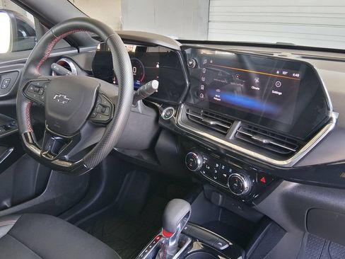 Used 2026 Chevrolet Trax RS w/ Driver Confidence Package FWD image 16
