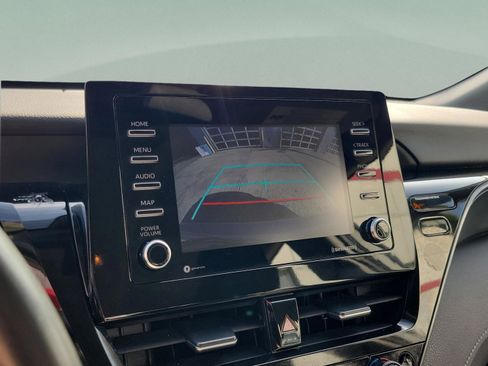 Used 2024 Toyota Camry SE FWD image 15