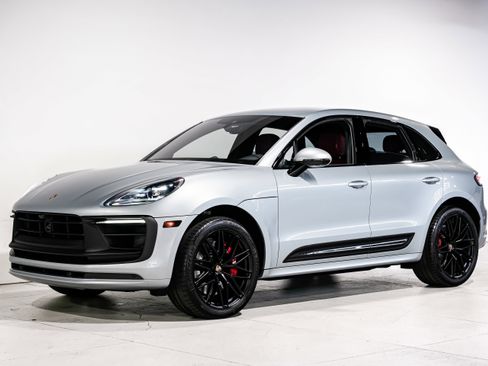 Used 2022 Porsche Macan GTS w/ Sport Chrono Package image 6